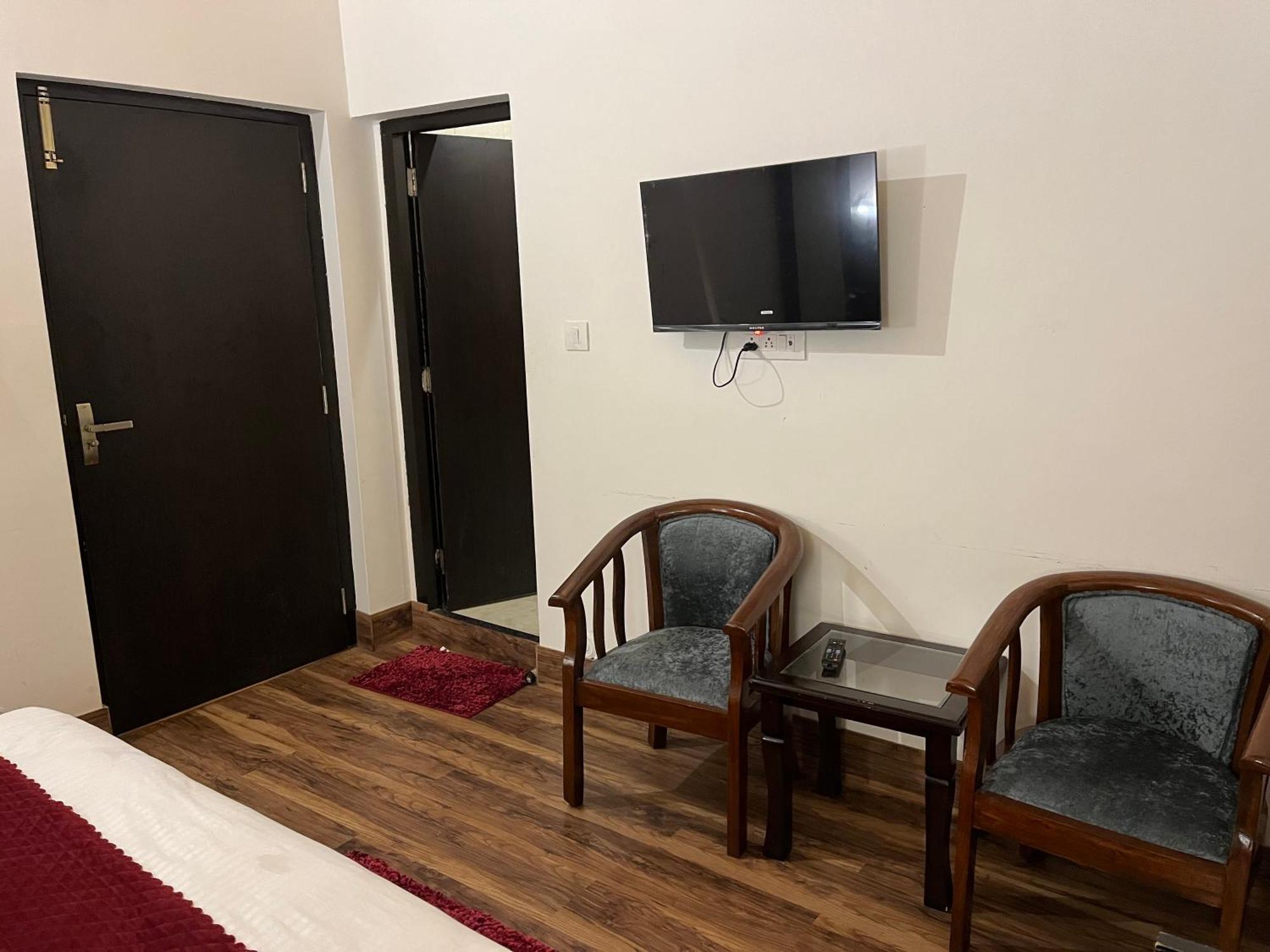 Cedar Woods Resort By Heyan Hotels Nainital Esterno foto