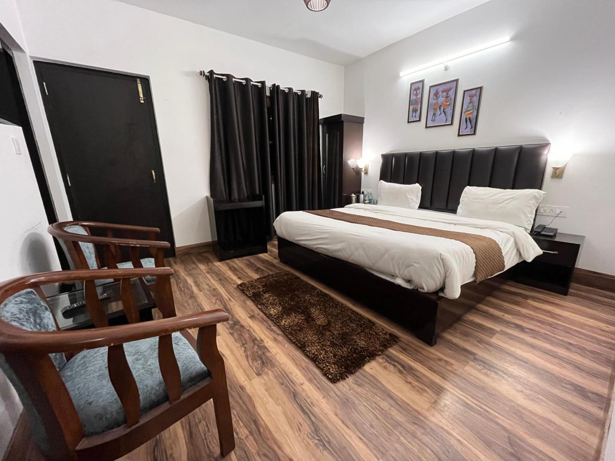 Cedar Woods Resort By Heyan Hotels Nainital Esterno foto